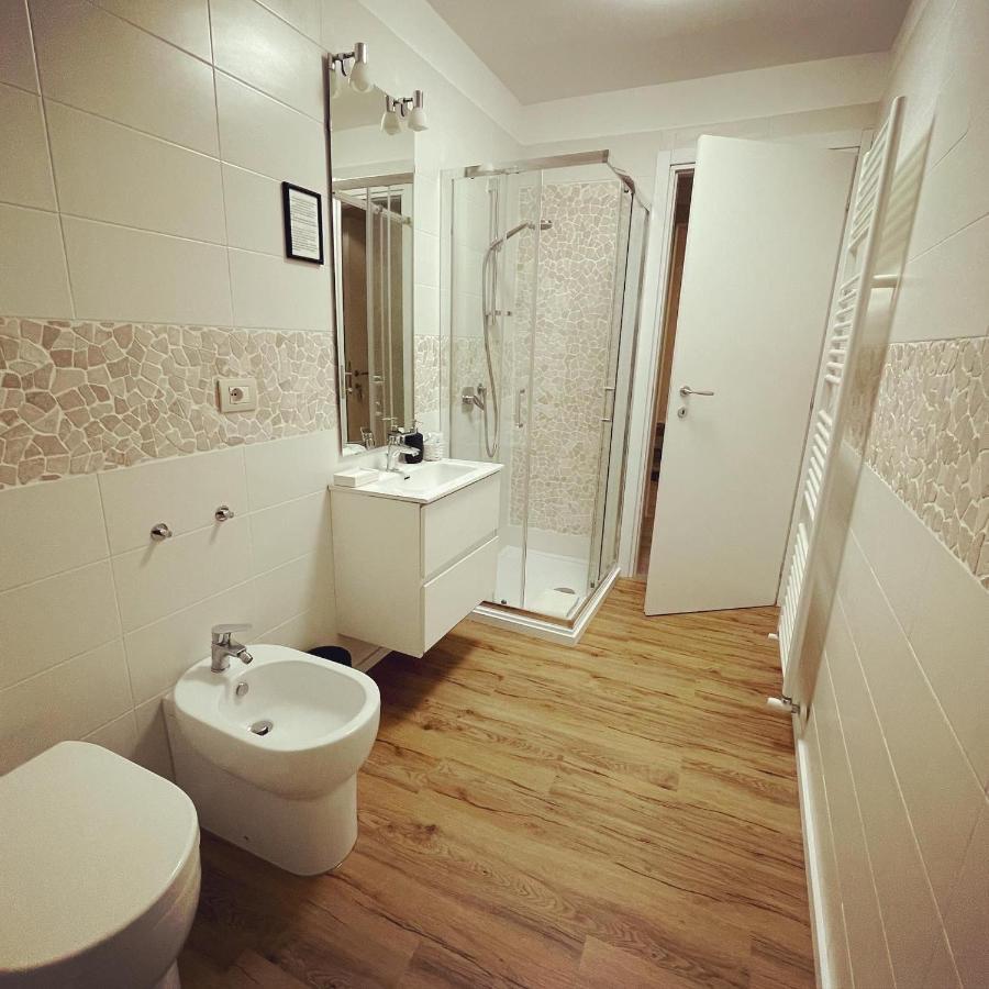 211 Underground Hotell Viareggio Eksteriør bilde