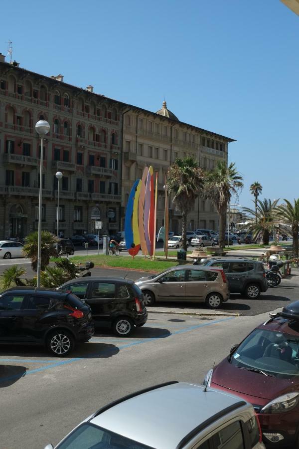 211 Underground Hotell Viareggio Eksteriør bilde